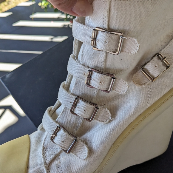 Very comfortable wedge running shoes size 10 - Picture 5 of 5